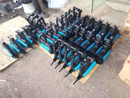 Pistolet à clous à gaz GCN50 Batterie sans fil Uesd pour clous en acier de béton 4000 clous par charge