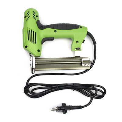 2000W Outils électriques d'alimentation électrique Stapler pistolet électrique Staple 10-30mm 1,6kg 2 en 1 cadre Tacker