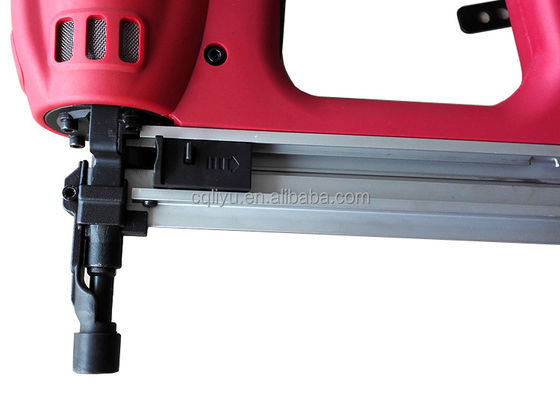 Découvrez le pistolet à clous à gaz pneumatique GN90 pour la construction