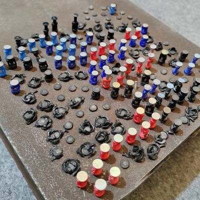 Des clous de bande collée 16 mm finition noire des broches d'entraînement en béton pour une forte pénétration