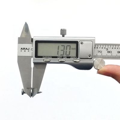 Matériau de construction pour fixation du béton avec tête plate galvanisée